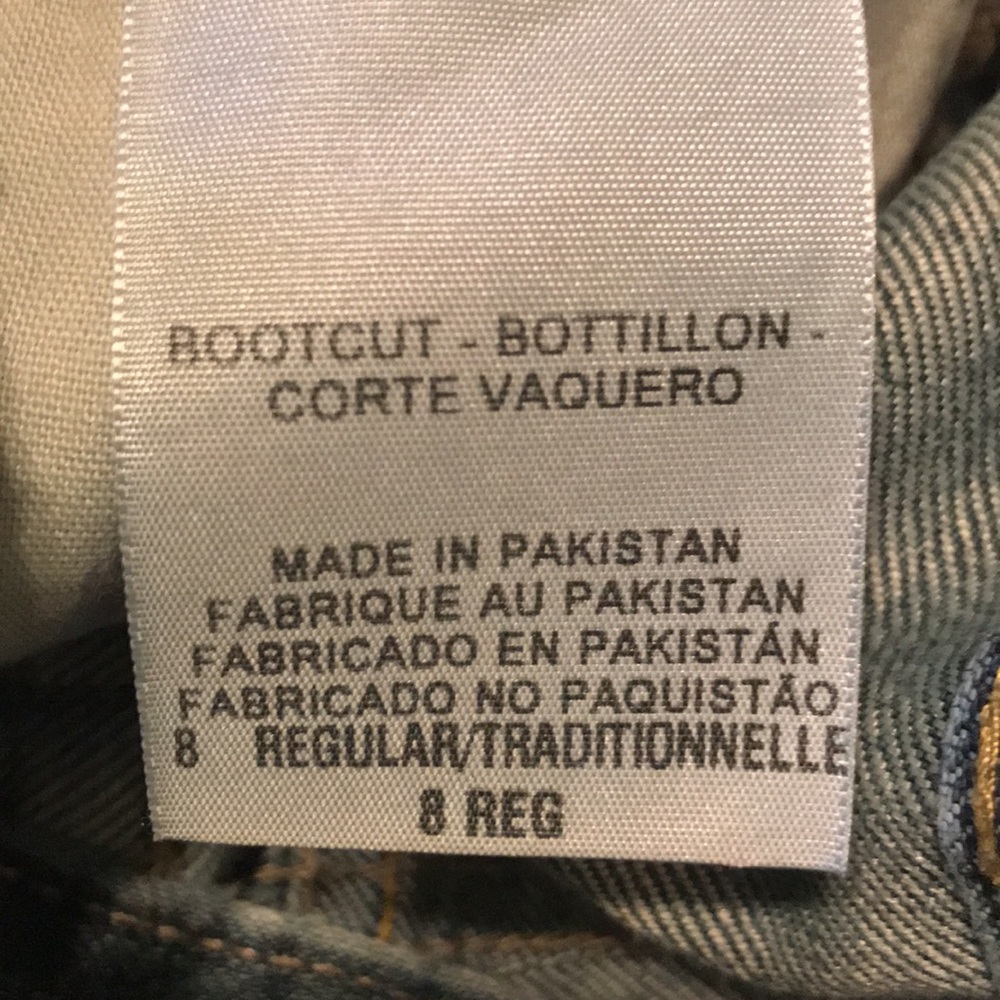Kids size 8 regular 85 Strauss boot cut signature jeans in wonderful condition - Picture 7 of 7